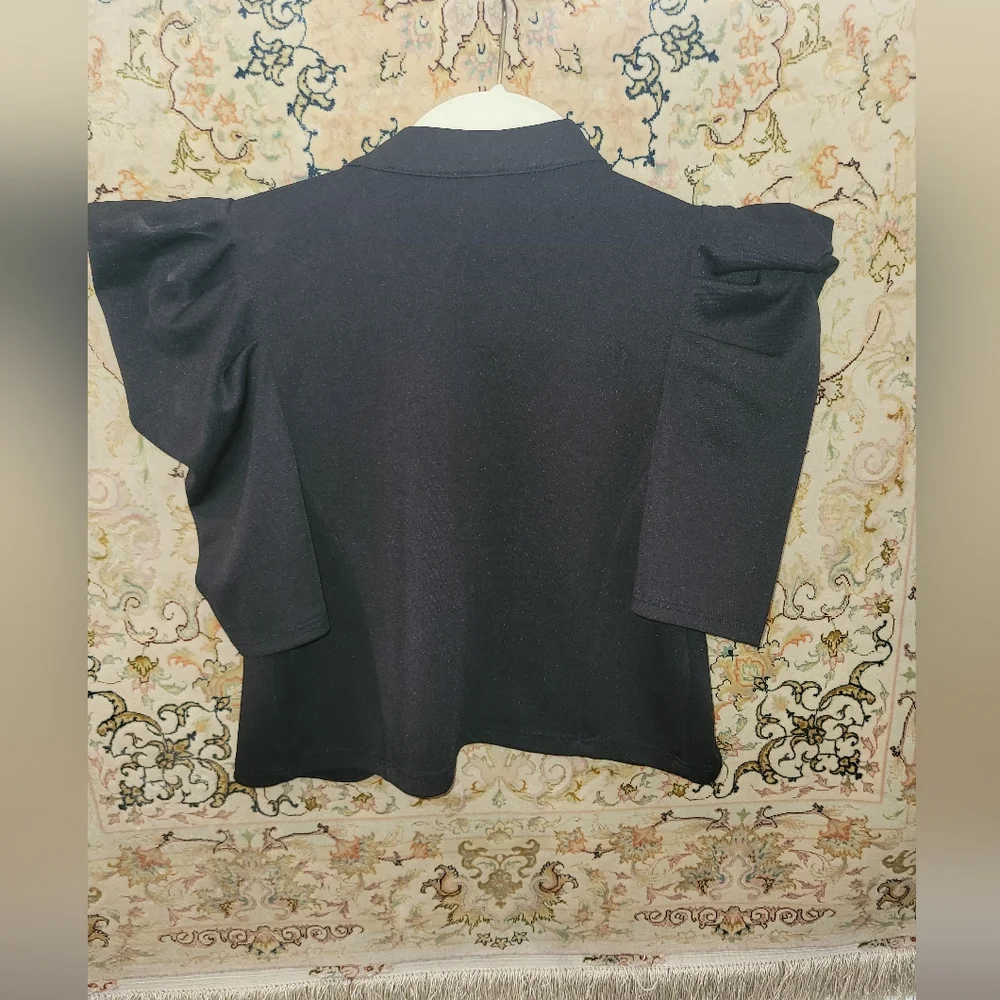 Black Puffy Short Sleeve Open Front Jacket - Picture 5 of 8